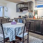 Beautiful, Specious Two Bedroom Basement Suite