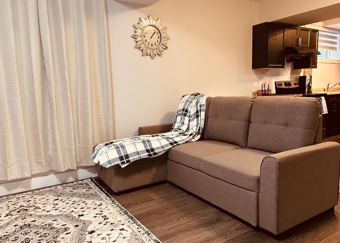 Beautiful, Specious Two Bedroom Basement Suite