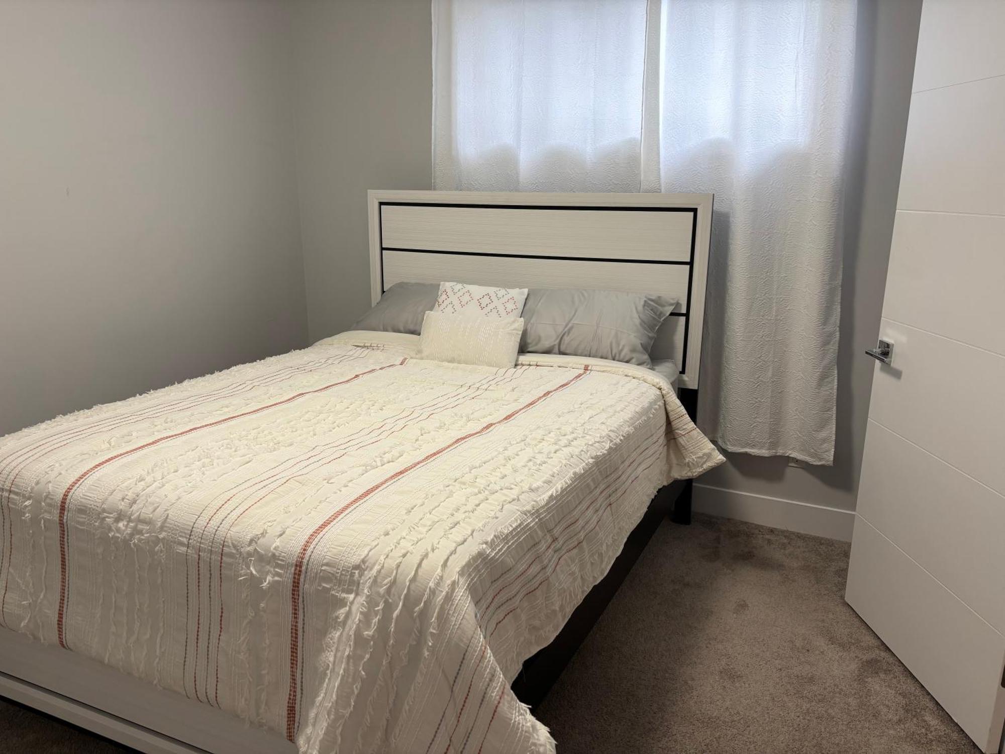 Beautiful, Specious Two Bedroom Basement *