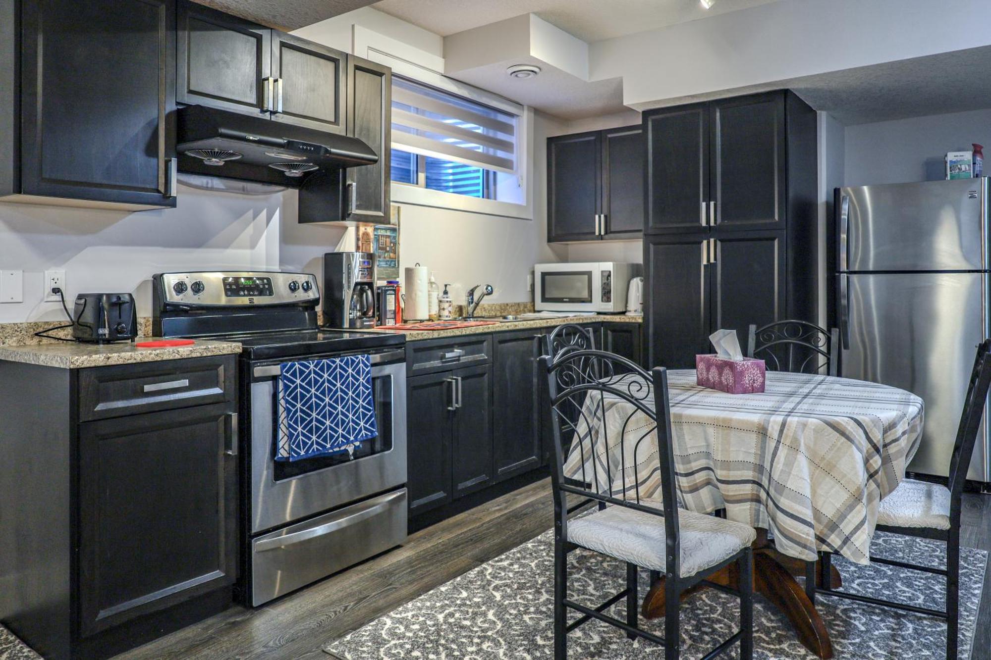 Beautiful, Specious Two Bedroom Basement *